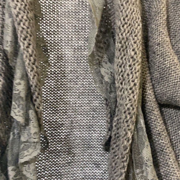 Lace sweater - Picture 4 of 6